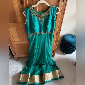 Green anarkali